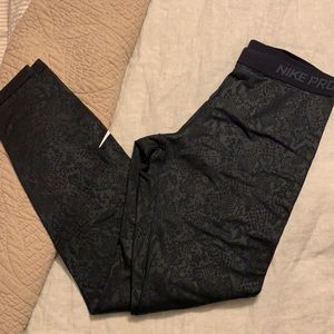 Nike Pro dri-fit leggings